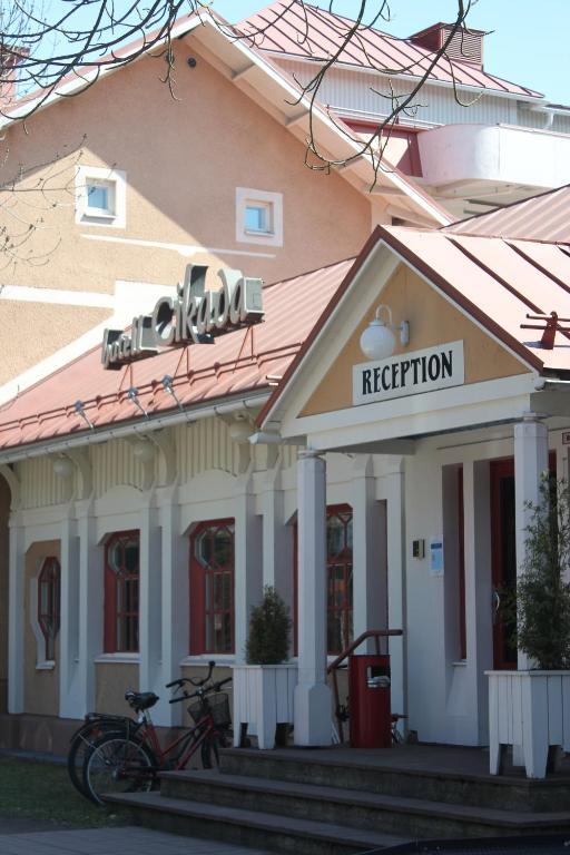 Hotel Cikada Mariehamn Exterior foto